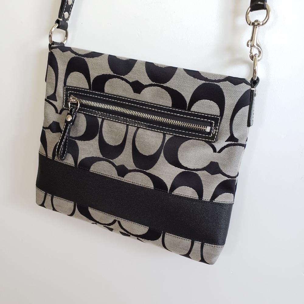 Coach Black Signature Jacquard Large Crossbody - Picture 5 of 8